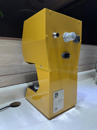 Electropneumatic equipment for pressing lithium disilicate